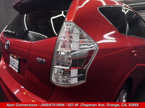 Used 2014 Toyota Prius V Five FWD image 28