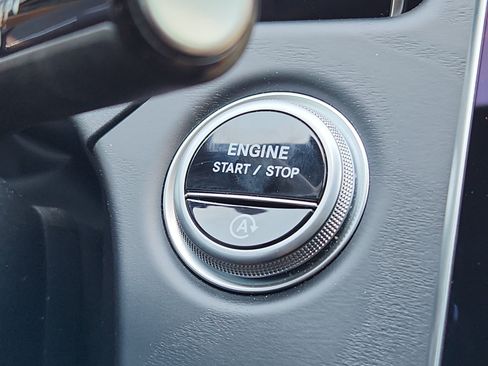 Used 2024 Mercedes-Benz E 350 4MATIC Sedan image 28