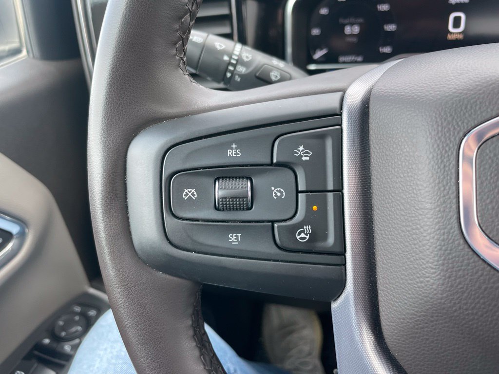 Used 2025 GMC Sierra 1500 SLT AWD/4WD image 21