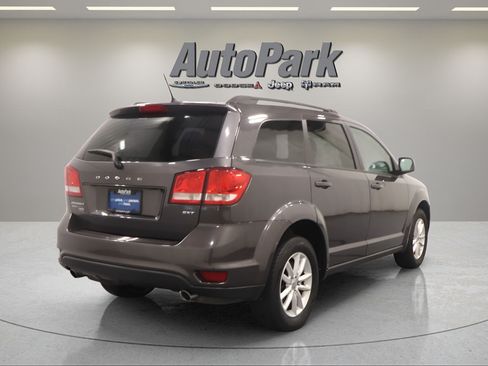Used 2016 Dodge Journey SXT w/ Comfort/Convenience Group AWD/4WD image 9