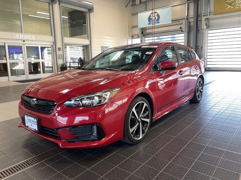 Used 2023 Subaru Impreza 2.0i Sport image 2