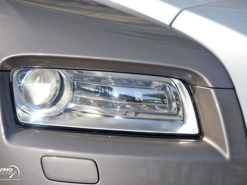 Used 2015 Rolls-Royce Wraith image 30