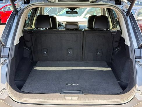 Used 2023 Nissan Rogue SL w/ SL Premium Package FWD image 12