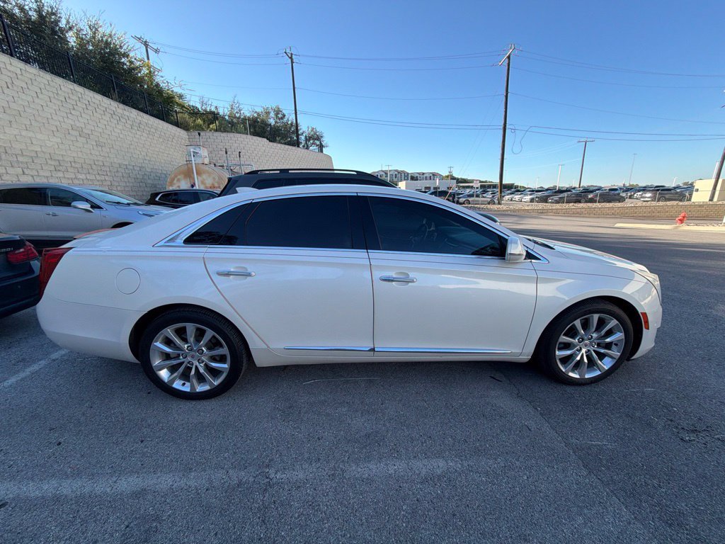 Used 2015 Cadillac XTS Luxury w/ Driver Awareness Package FWD image 3