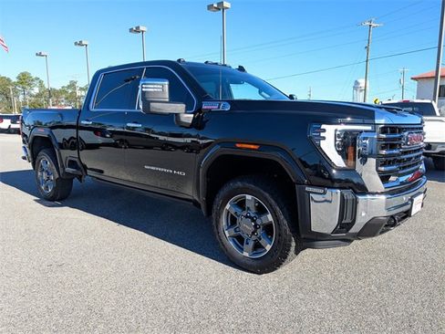 Used 2025 GMC Sierra 2500 SLT w/ SLT Premium Package image 2