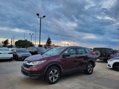 Used 2019 Honda CR-V LX image 3