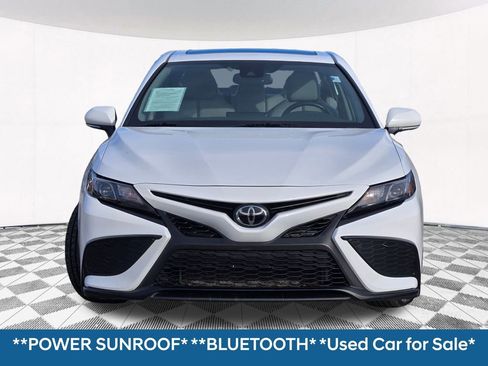 Used 2024 Toyota Camry SE image 4