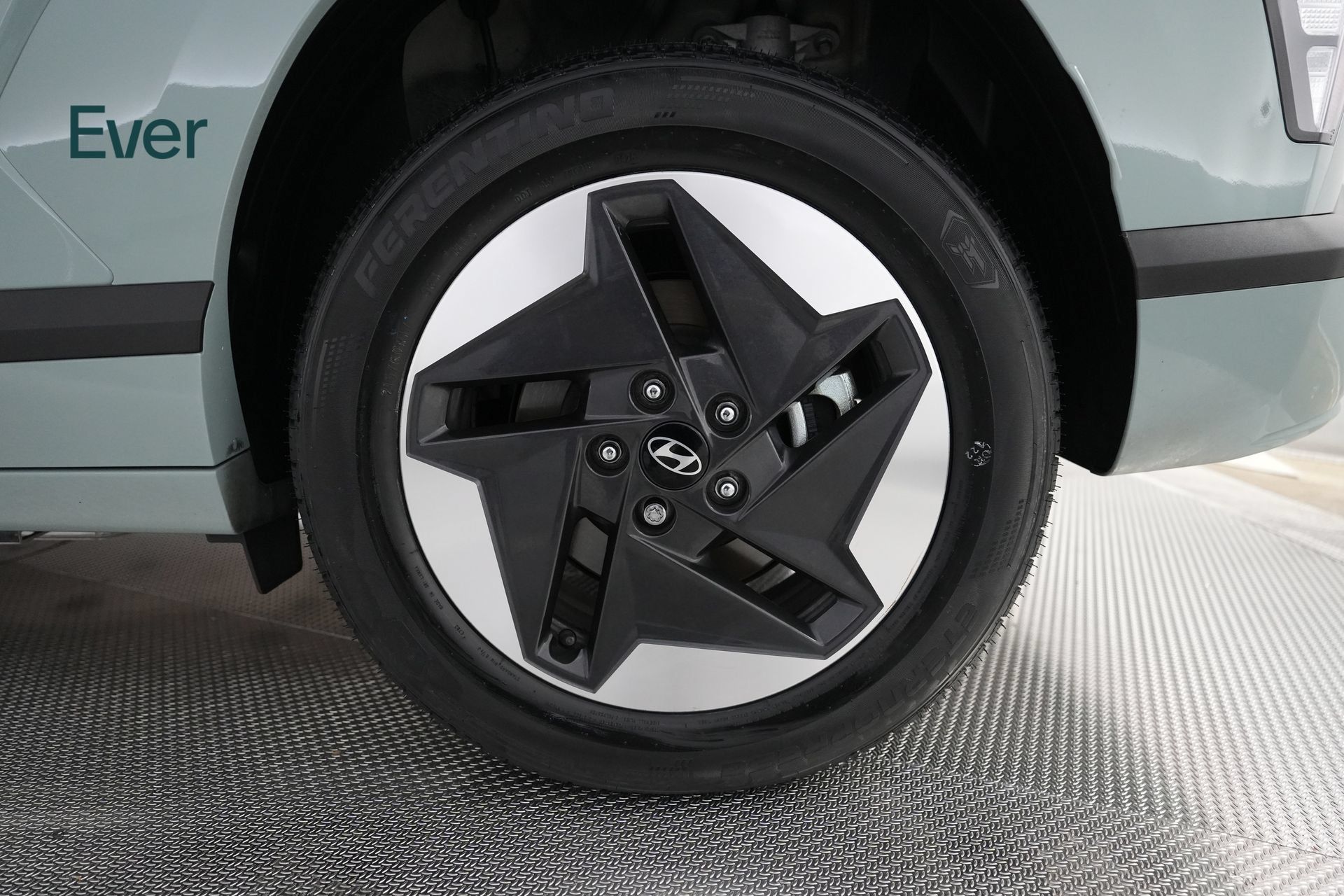 Used 2024 Hyundai Kona SE FWD image 9