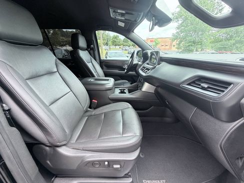 Used 2023 Chevrolet Tahoe LT w/ Luxury Package RWD image 25