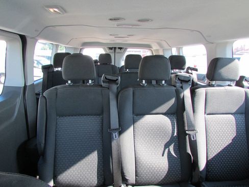 Used 2023 Ford Transit 350 XLT image 26