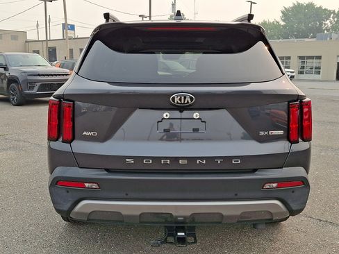 Used 2021 Kia Sorento SX Prestige AWD/4WD image 5