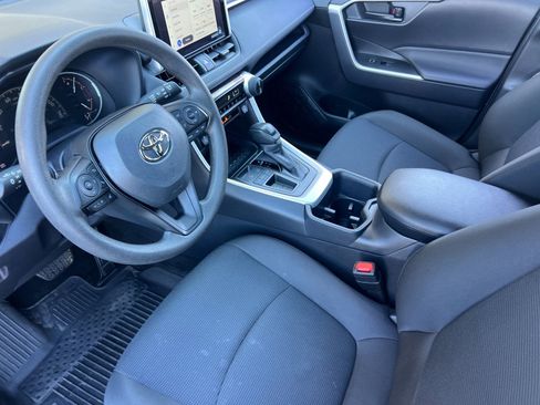 Used 2025 Toyota RAV4 LE image 10