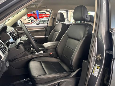 Used 2023 Volkswagen Atlas SE FWD image 24
