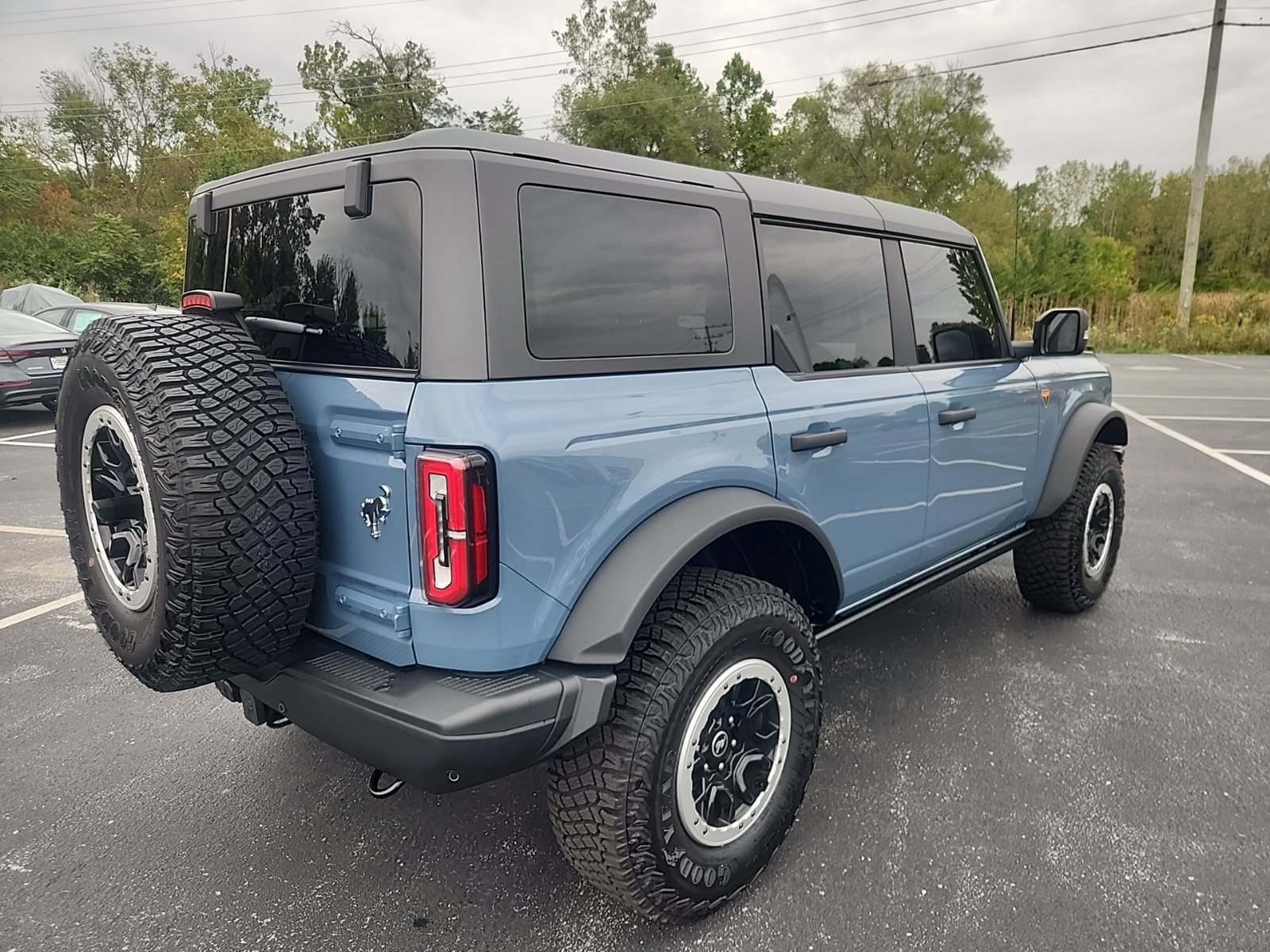 Used 2024 Ford Bronco Badlands AWD/4WD image 7