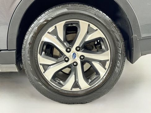 Used 2021 Subaru Outback Limited XT w/ Popular Package #2 AWD/4WD image 9