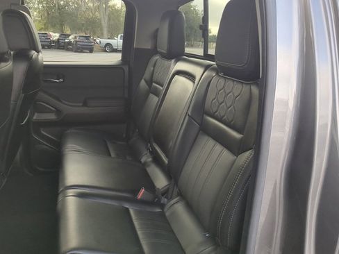 Certified 2024 Nissan Frontier SL RWD image 14