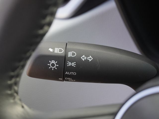 Used 2026 Toyota Corolla SE FWD image 28