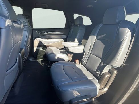 Used 2024 Buick Enclave Essence w/ Sport Touring Edition image 17