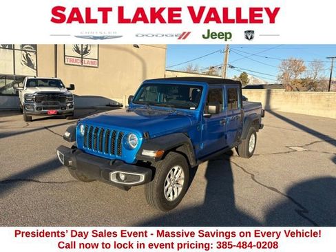 Certified 2023 Jeep Gladiator Sport image 1