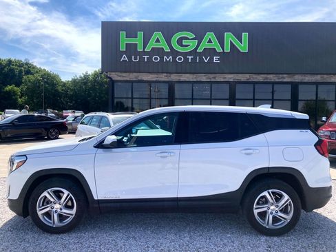 Used 2018 GMC Terrain SLE FWD image 1