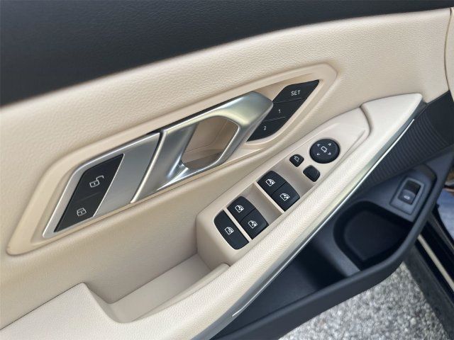 Certified 2023 BMW 330i xDrive Sedan w/ Premium Package AWD/4WD image 21