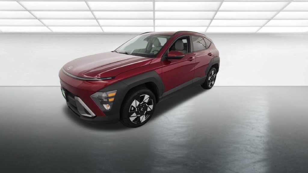 Used 2024 Hyundai Kona SEL AWD/4WD image 2