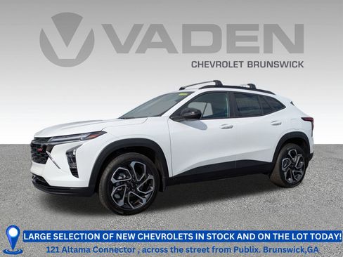 New 2026 Chevrolet Trax RS w/ Sunroof Package image 1