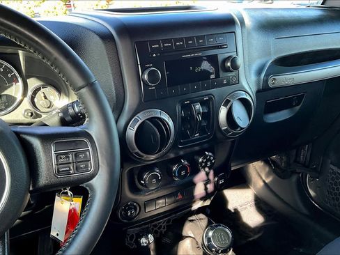 Used 2017 Jeep Wrangler Unlimited Sport w/ Quick Order Package 23S image 6