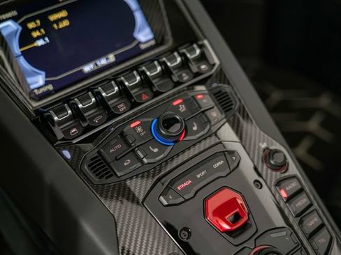 Used 2016 Lamborghini Aventador LP 750-4 Superveloce AWD/4WD image 23