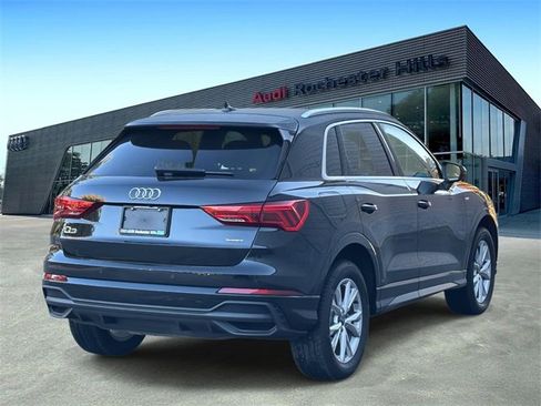 Certified 2025 Audi Q3 2.0T Premium Plus w/ Premium Plus Package image 5