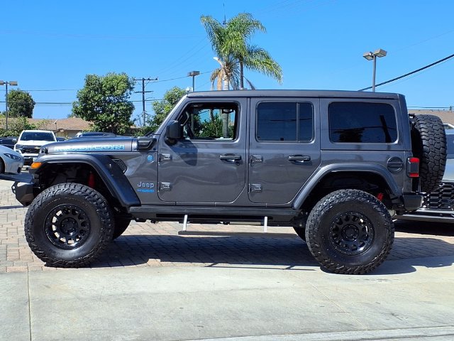 Used 2021 Jeep Wrangler Unlimited Rubicon 4xe w/ Cold Weather Group AWD/4WD image 3