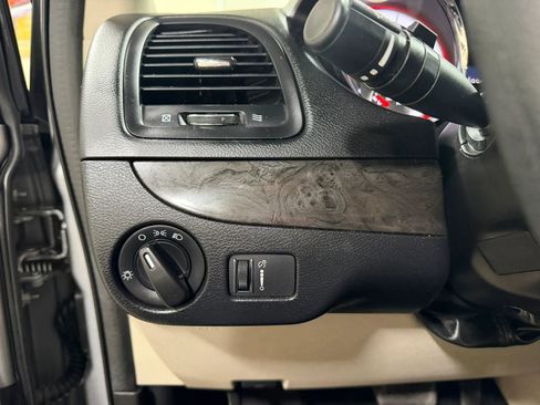 Used 2019 Dodge Grand Caravan SE image 33