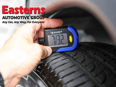Used 2025 Jeep Compass Limited AWD/4WD image 92