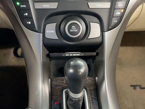 Used 2009 Acura TL 4dr Sdn 2WD image 17