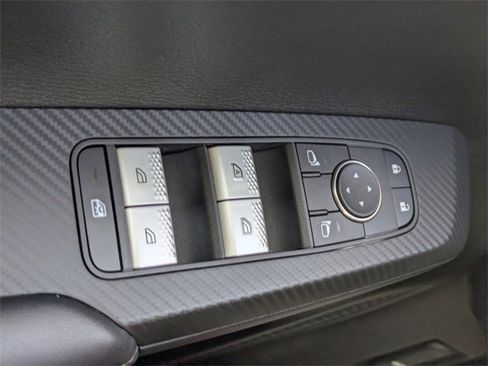 New 2025 Mitsubishi Outlander ES image 24