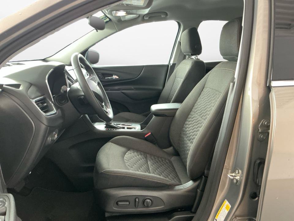 Used 2018 Chevrolet Equinox LT FWD image 11