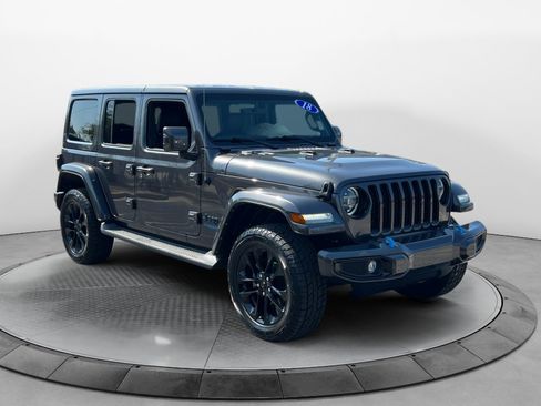 Used 2021 Jeep Wrangler Unlimited Sahara AWD/4WD image 1