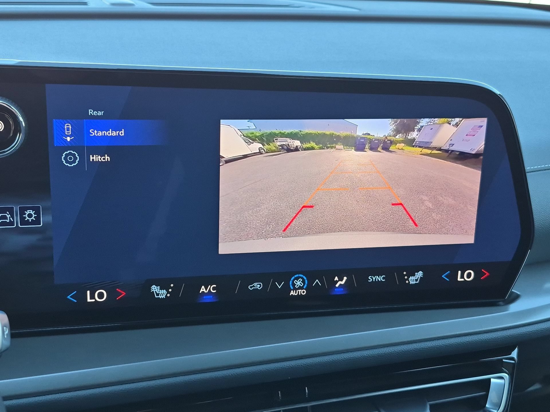 Certified 2026 Chevrolet Traverse LT w/ LPO, Floor Liner Package AWD/4WD image 15