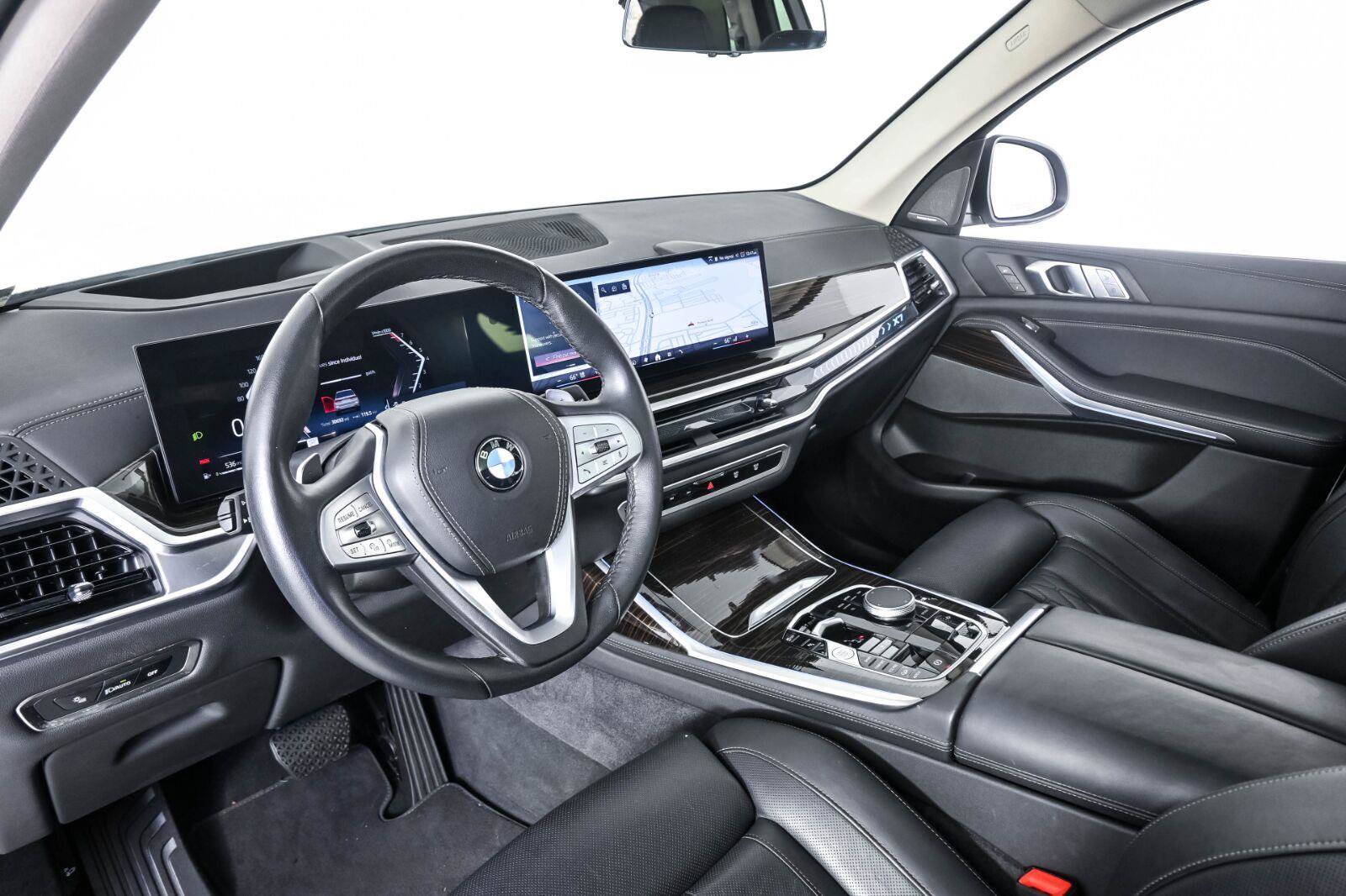 Used 2026 BMW X7 xDrive40i AWD/4WD image 4