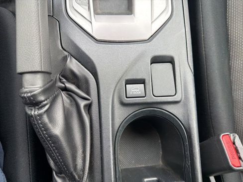 Used 2023 Subaru Crosstrek 2.0i image 38