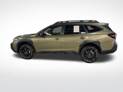 Used 2025 Subaru Outback Wilderness AWD/4WD image 2