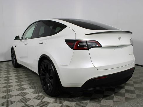 Used 2022 Tesla Model Y Performance image 35
