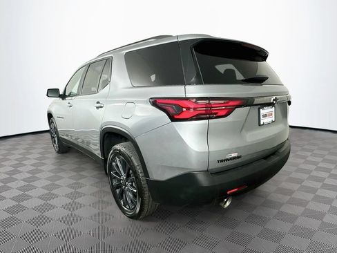 Used 2023 Chevrolet Traverse RS FWD image 7