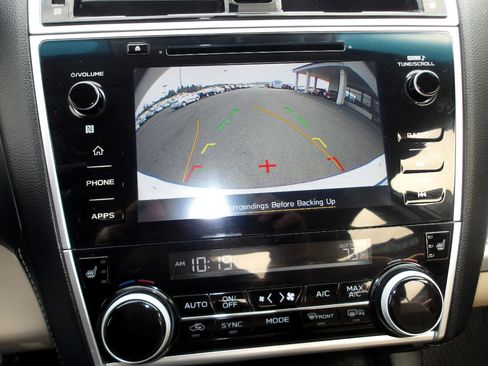 Used 2019 Subaru Legacy 2.5i Premium image 18