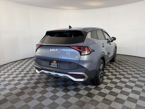 Used 2023 Kia Sportage EX image 10