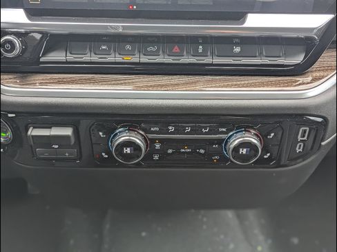 New 2026 GMC Sierra 1500 Elevation AWD/4WD image 25