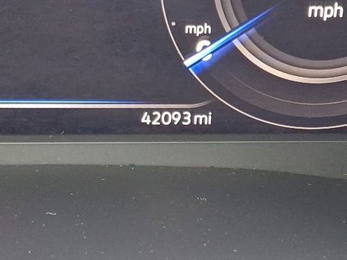 Used 2023 Volkswagen Atlas SE w/ Panoramic Sunroof Package image 21