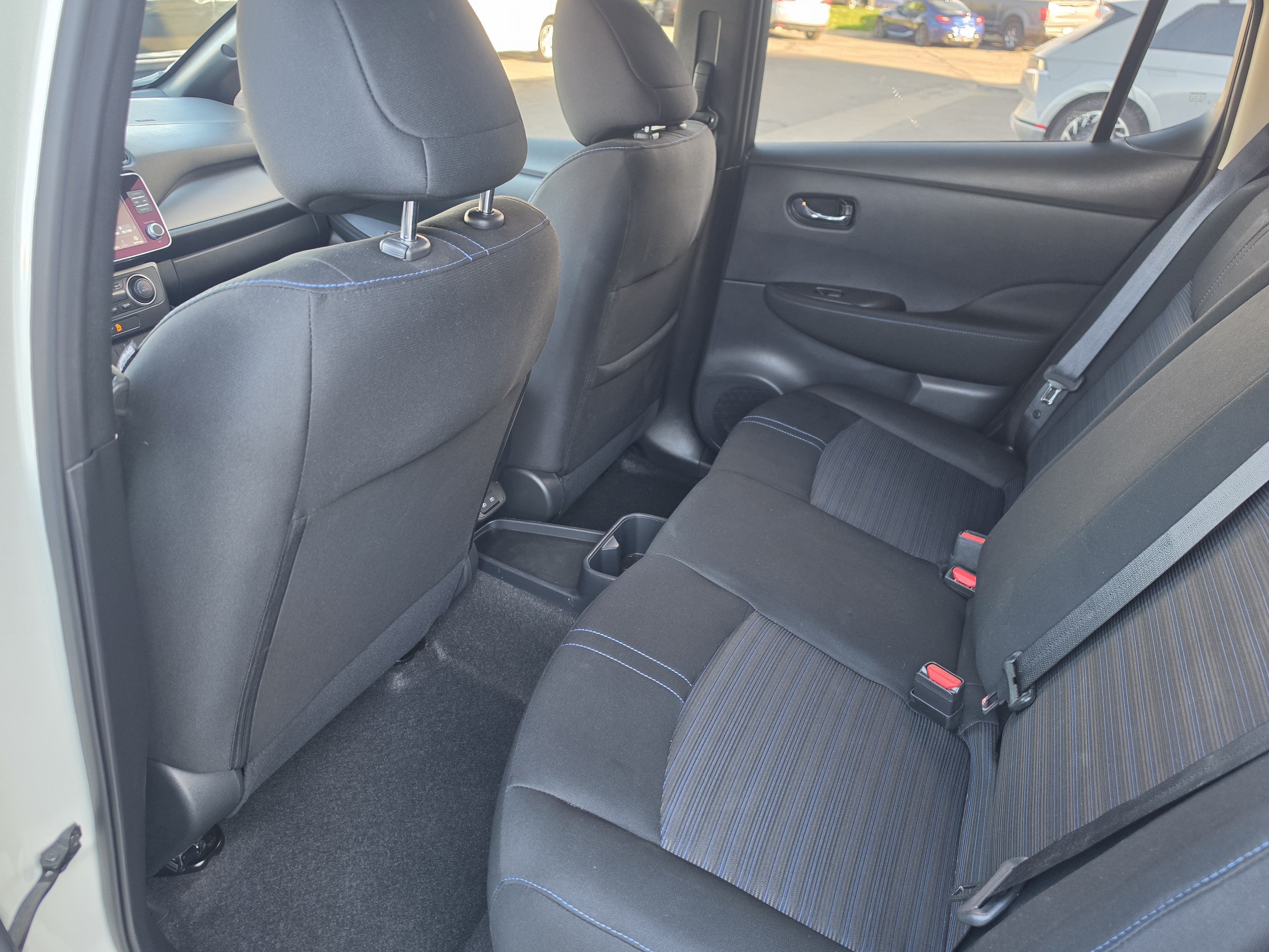 Used 2025 Nissan Leaf S FWD image 17