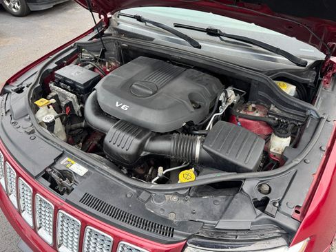 Used 2015 Jeep Grand Cherokee Summit AWD/4WD image 24