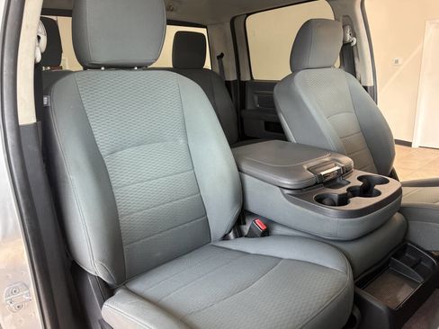 Used 2014 RAM 2500 SLT image 25